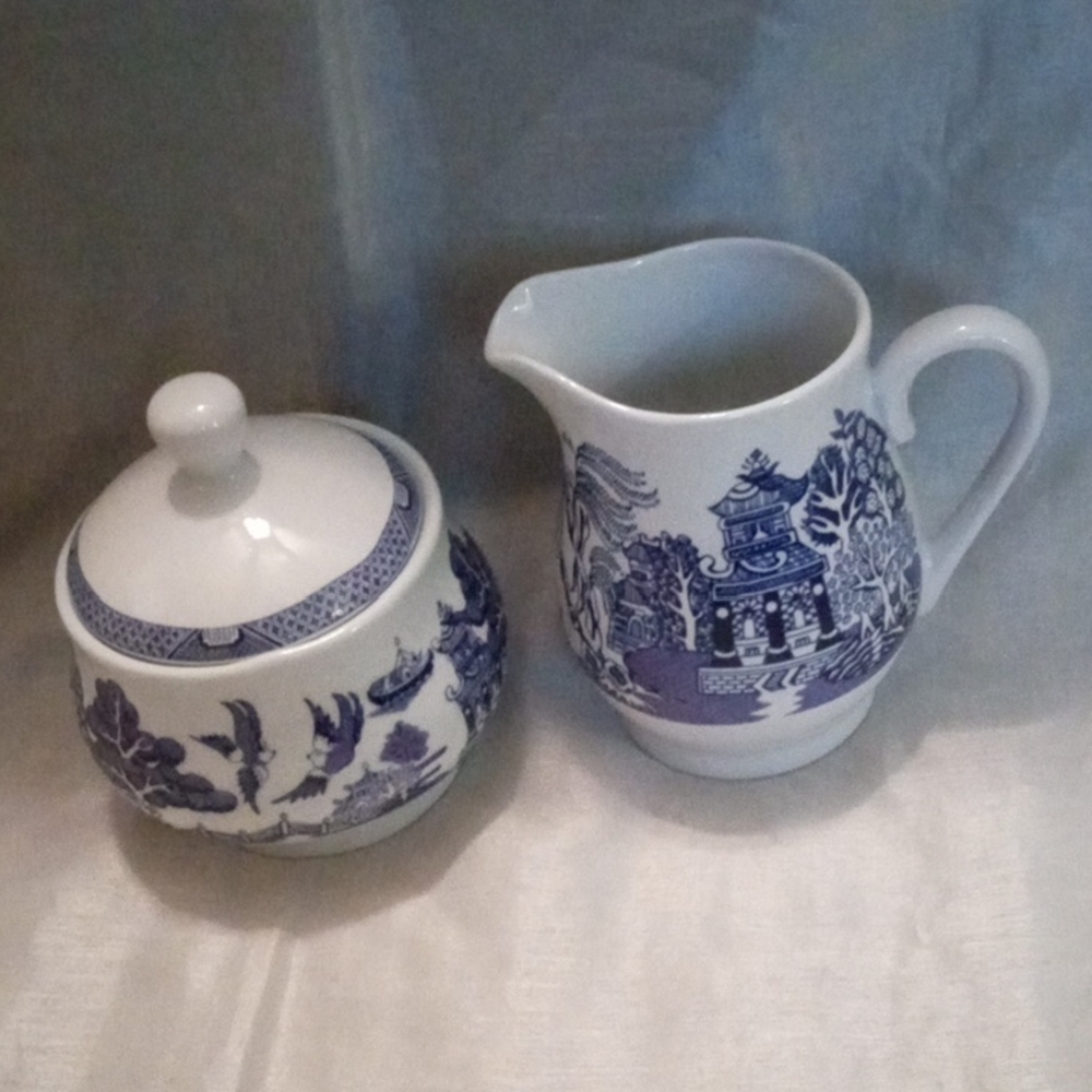 Royal Cuthbertson Classic Blue and White Ceramic Pitcher and Sugar Bowl Set